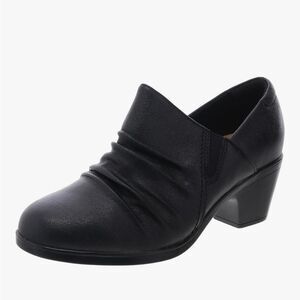 Clarks Women’s Size 9 Emily Cove Slip On Black Leather‎ Clog Shootie